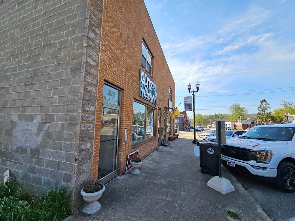 main property photo 2
