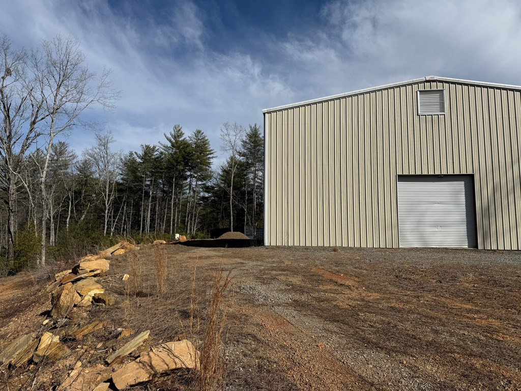 main property photo 34