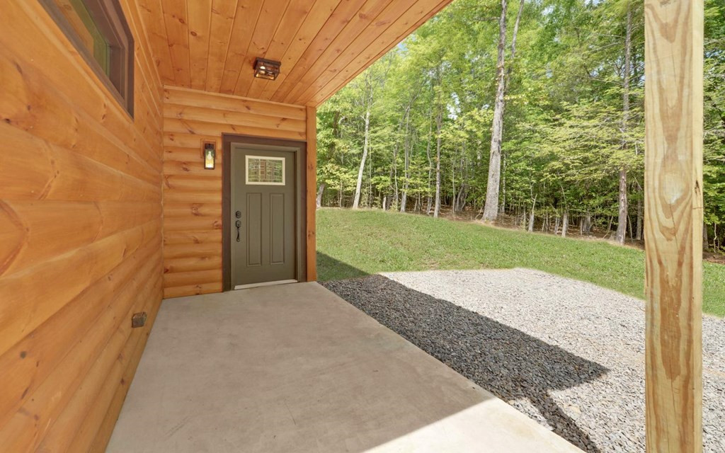 main property photo 37