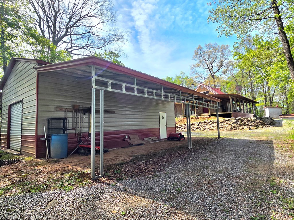 main property photo 25
