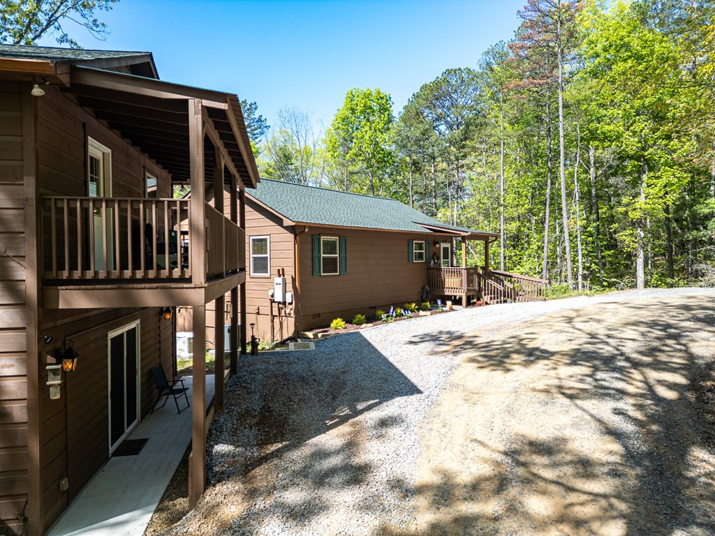main property photo 41