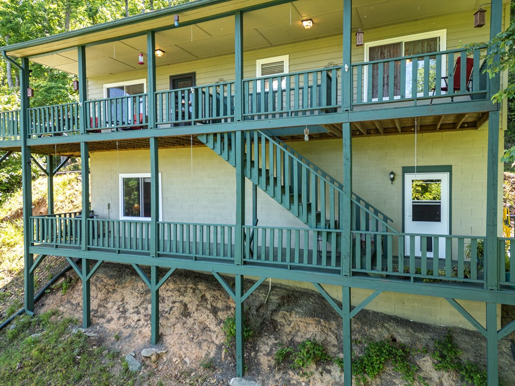 main property photo 37