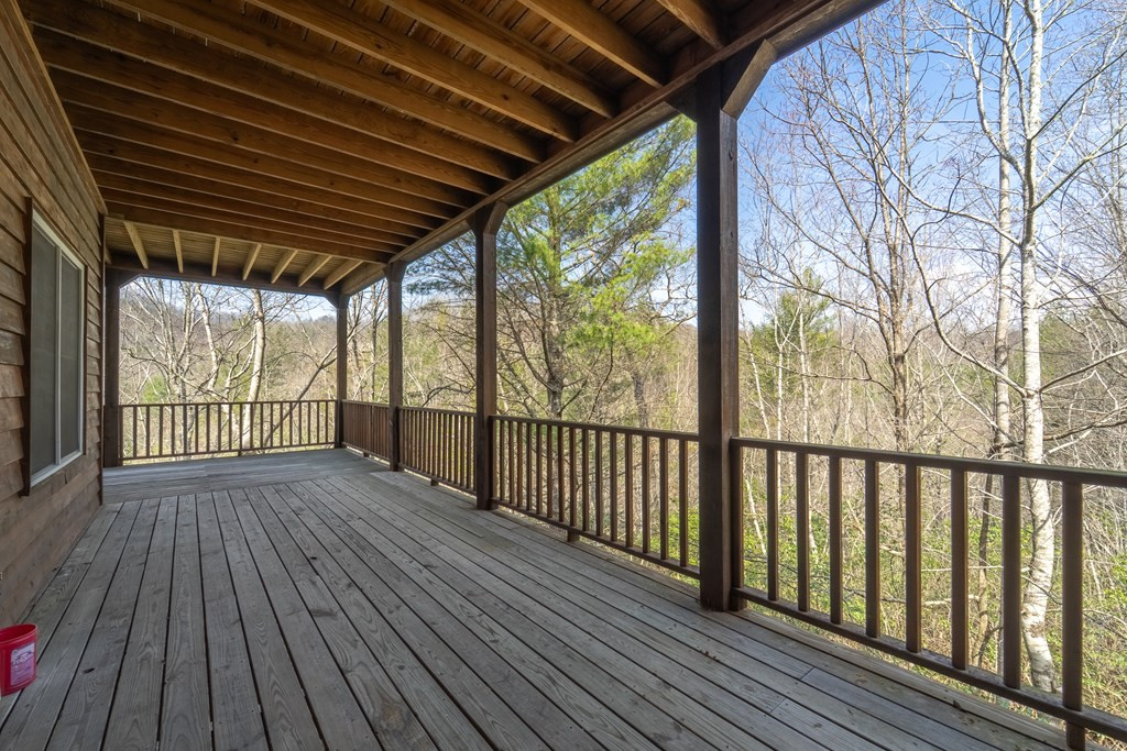 main property photo 79