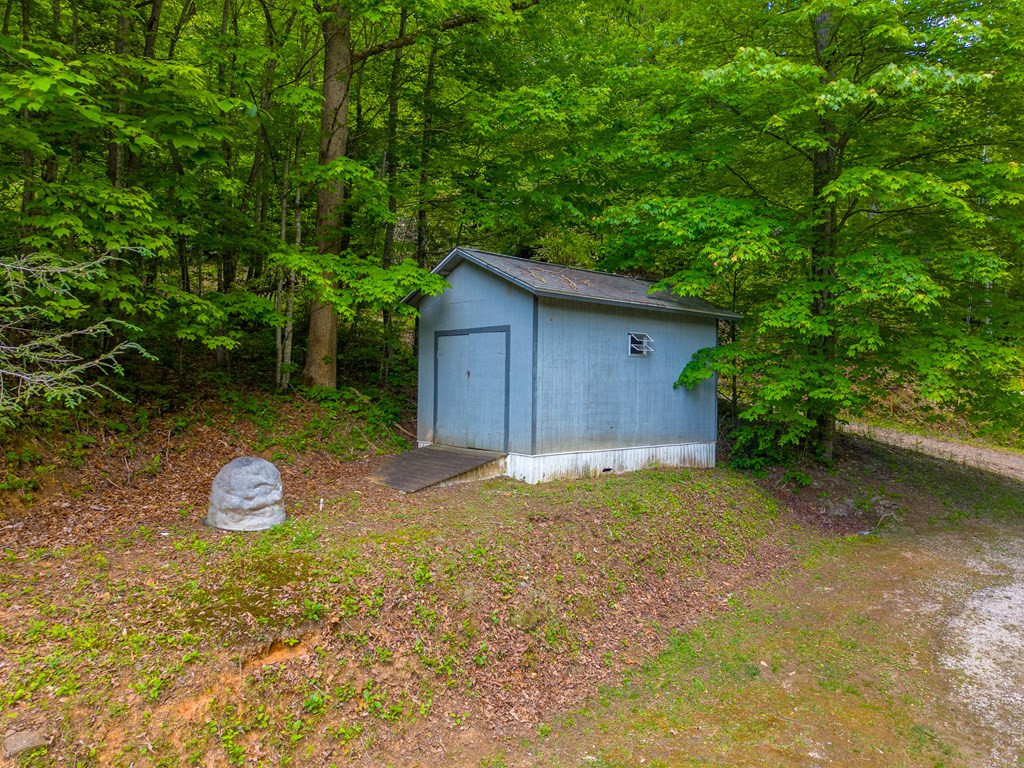 main property photo 58