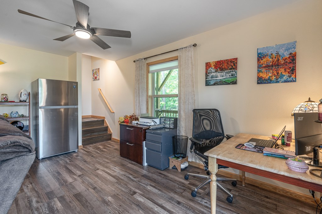main property photo 34
