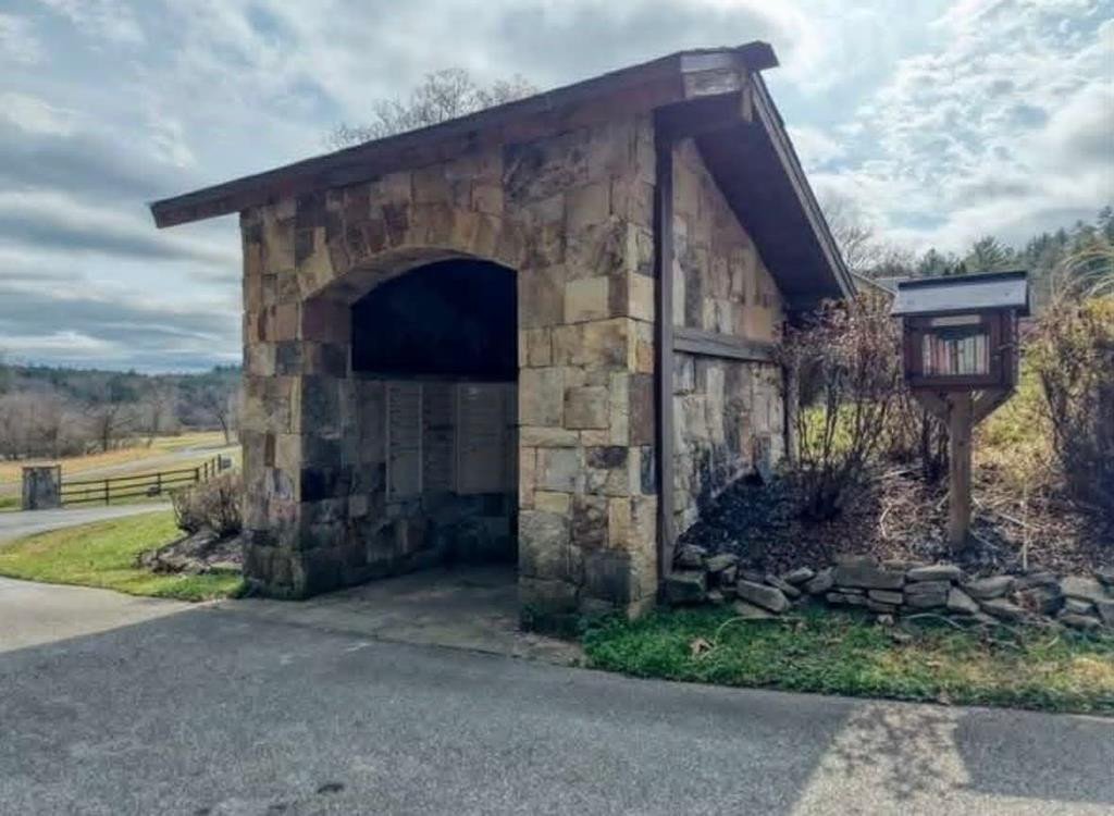 main property photo 56