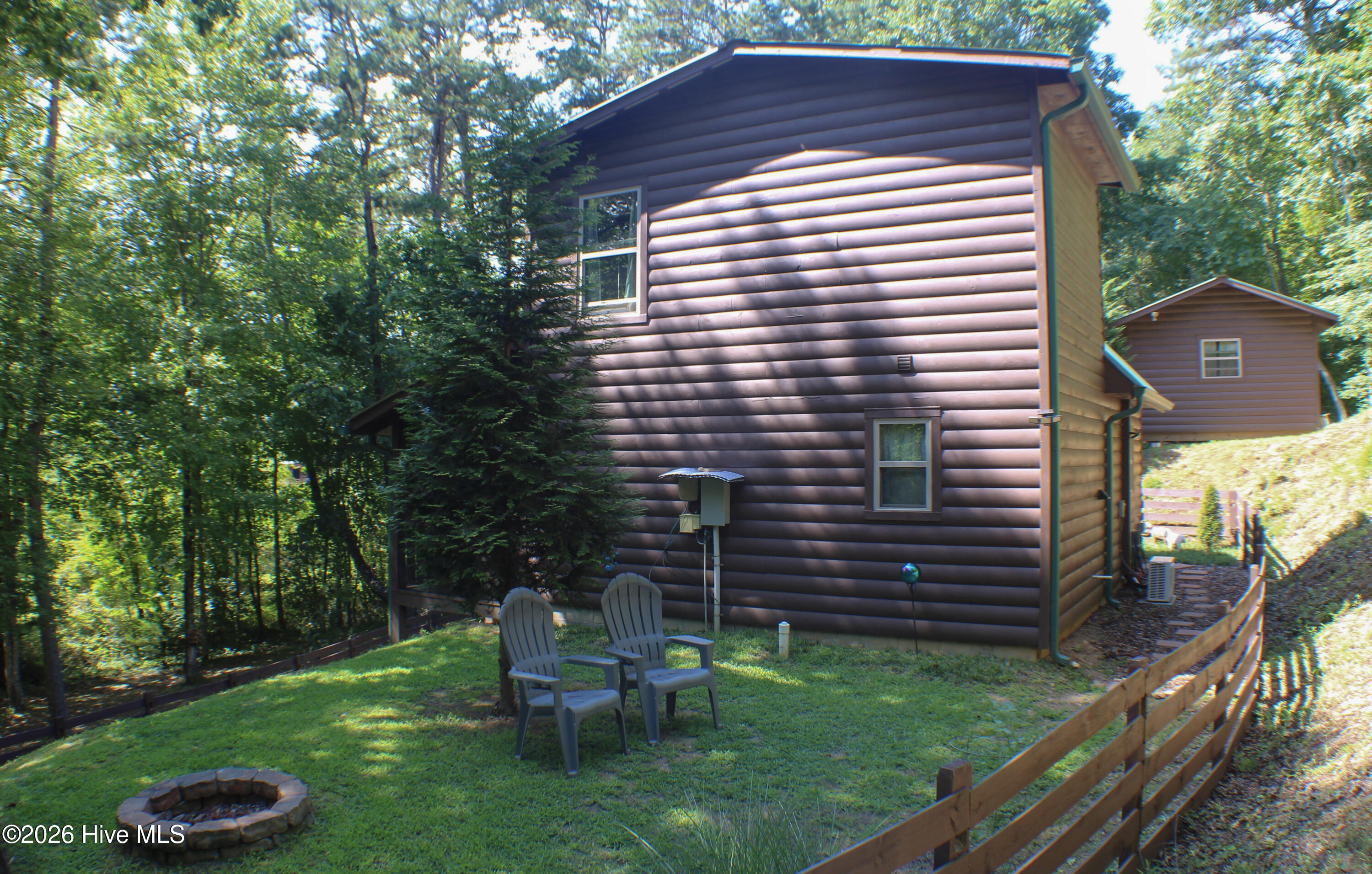 main property photo 50