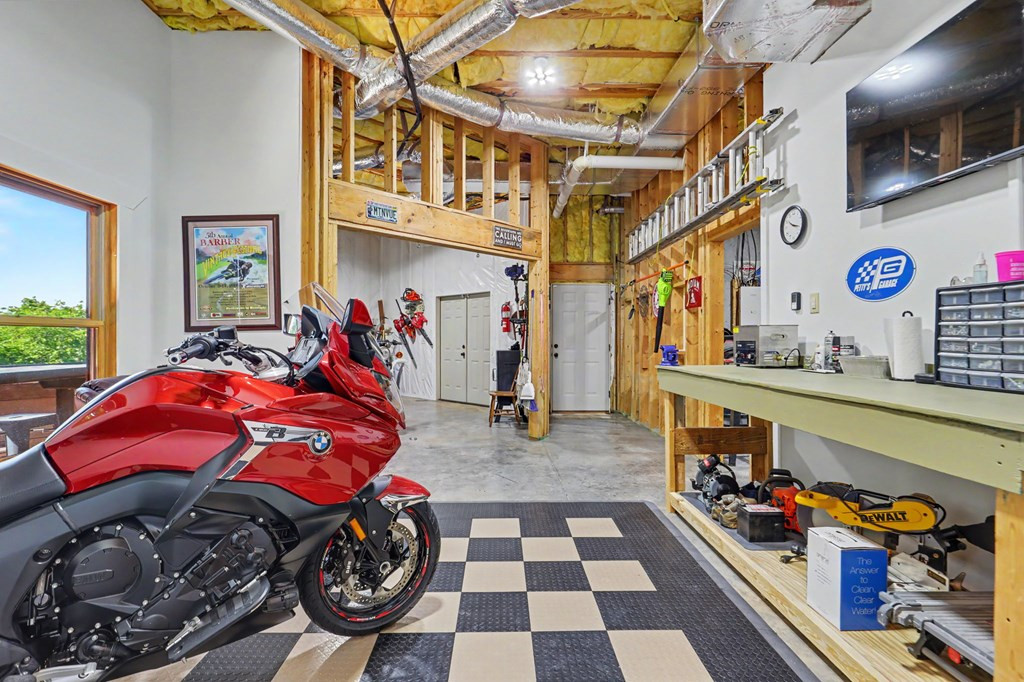 main property photo 64
