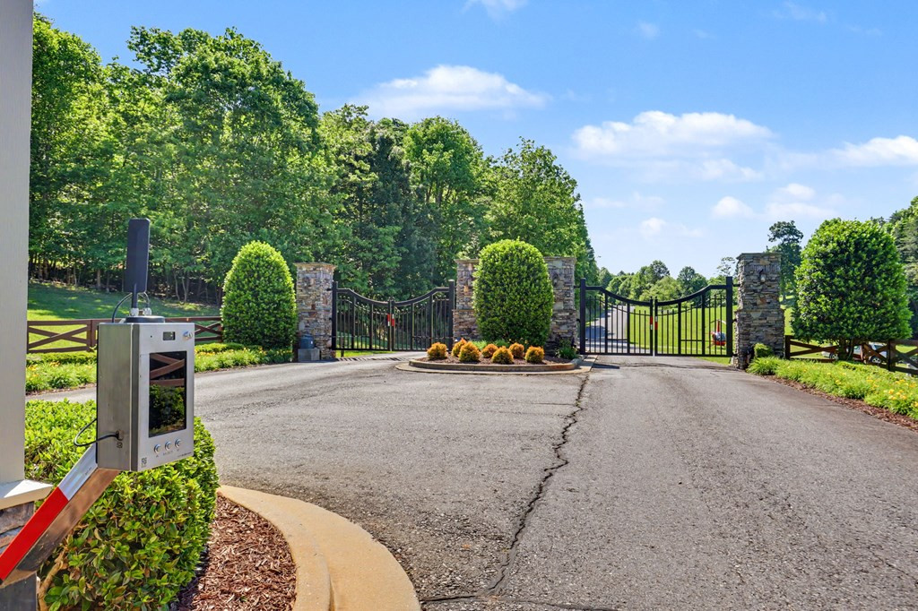 main property photo 74