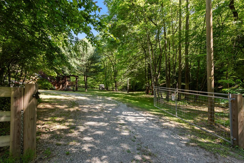 main property photo 54
