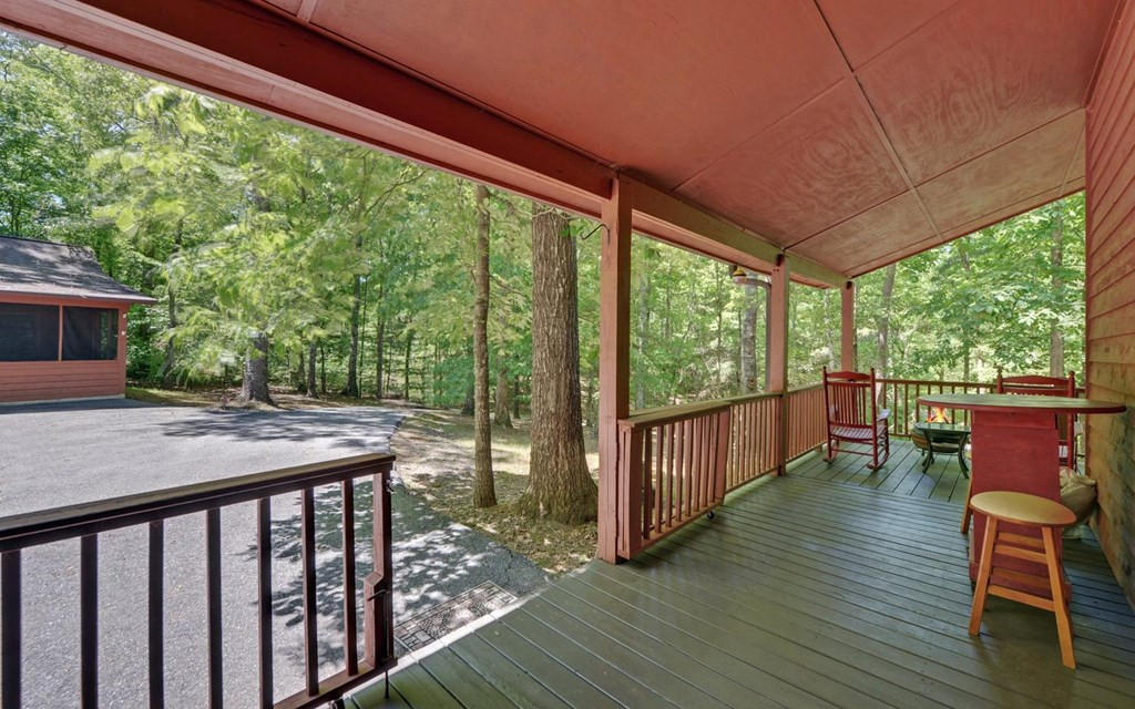 main property photo 14
