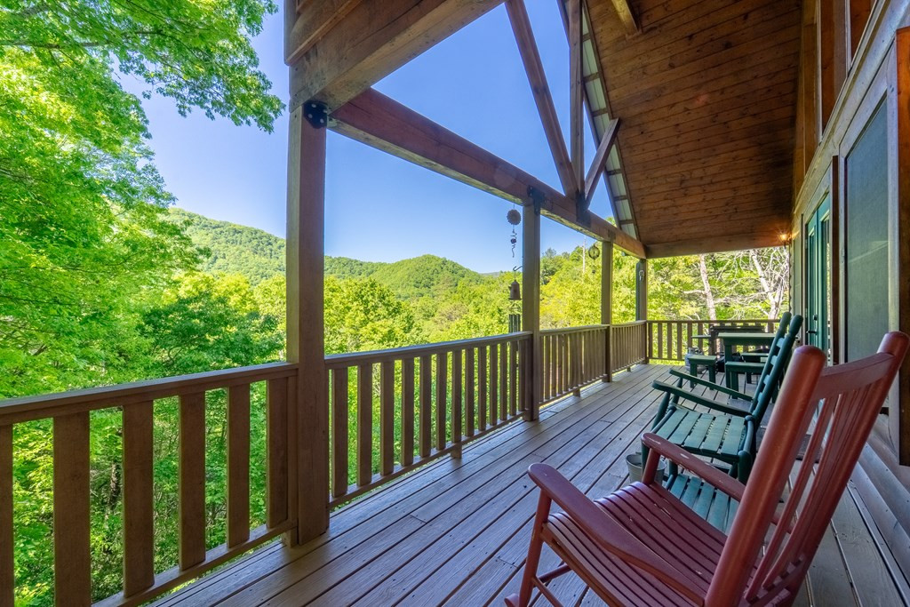 main property photo 25