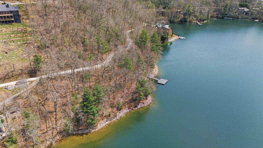 main property photo 10