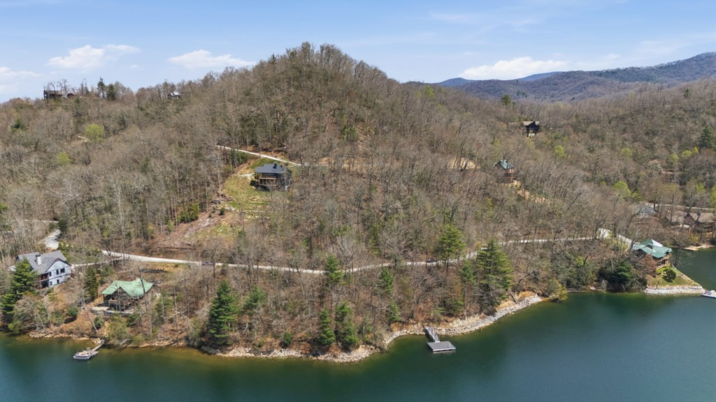 main property photo 11