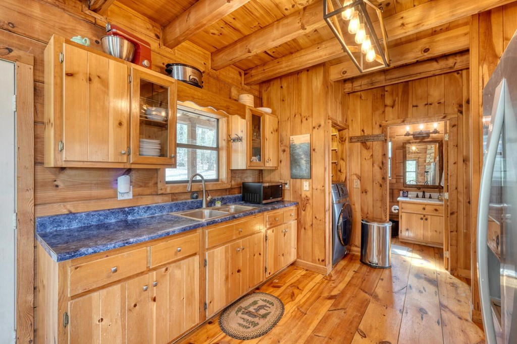 main property photo 12