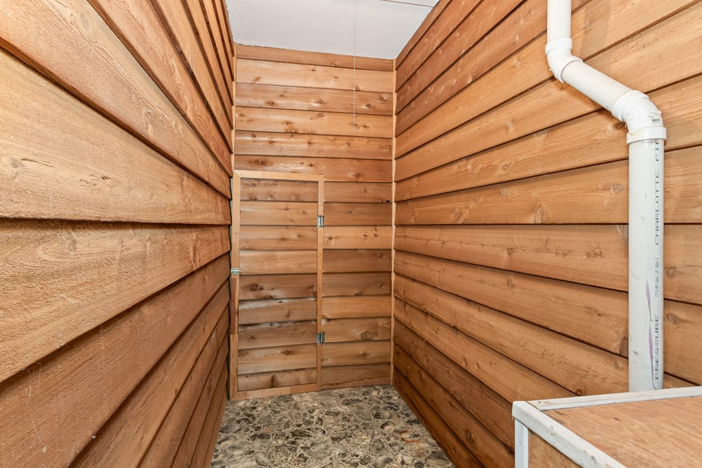 main property photo 98