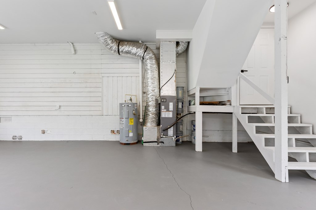 main property photo 99