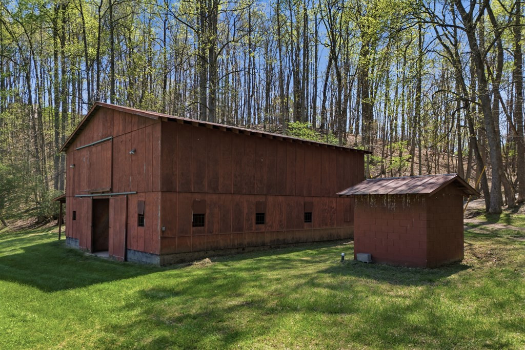 main property photo 111