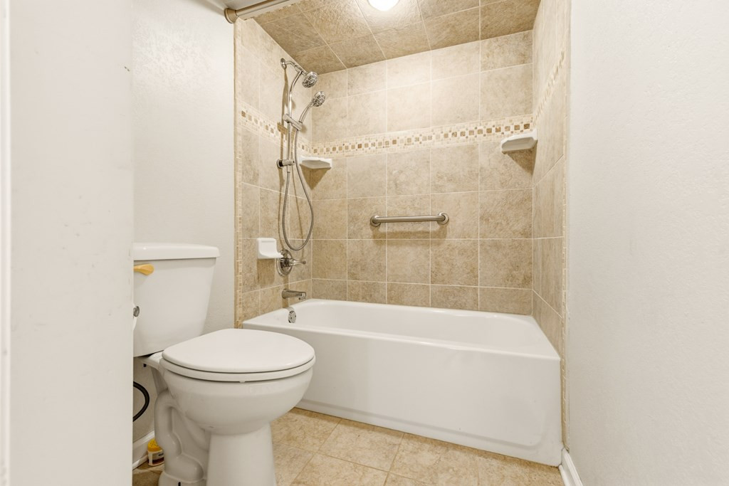 main property photo 63