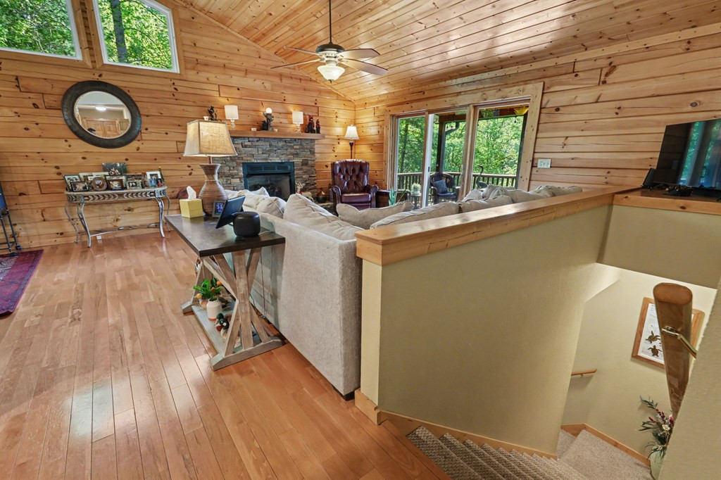 main property photo 47