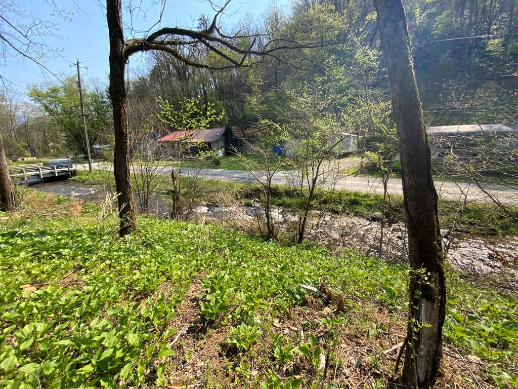 main property photo 10