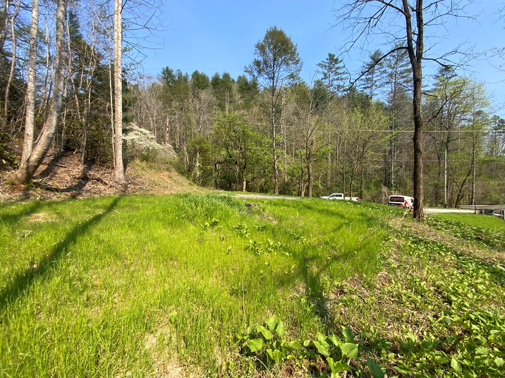 main property photo 11