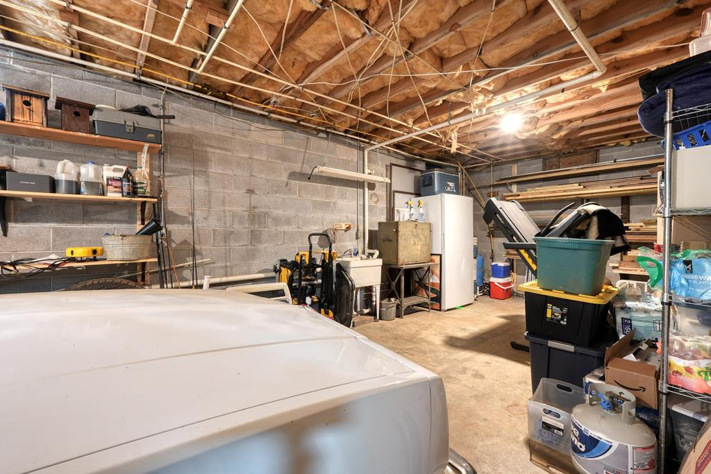 main property photo 102