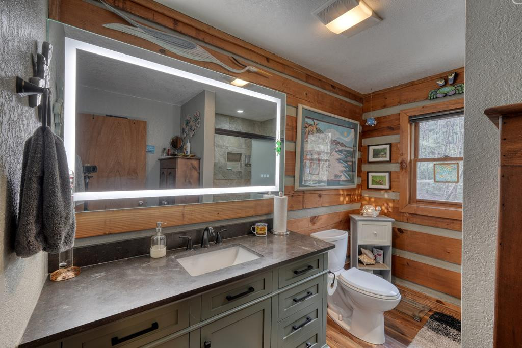 main property photo 85