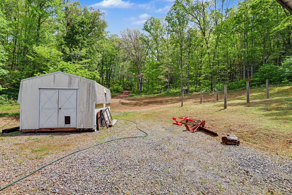 main property photo 14