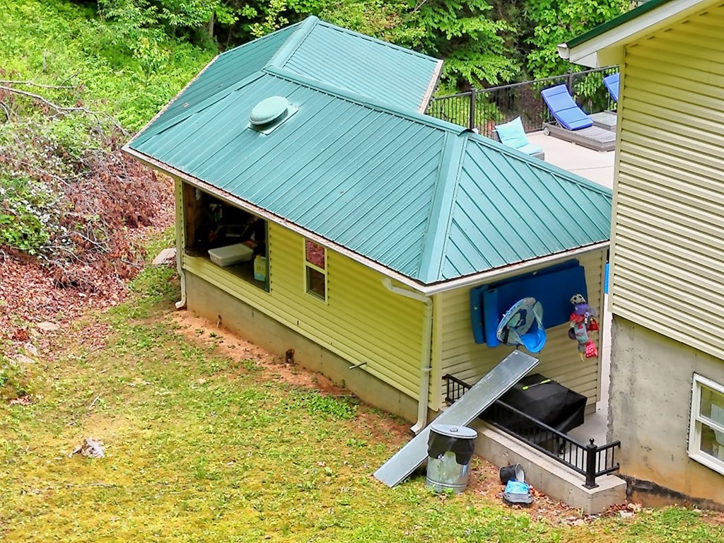 main property photo 22