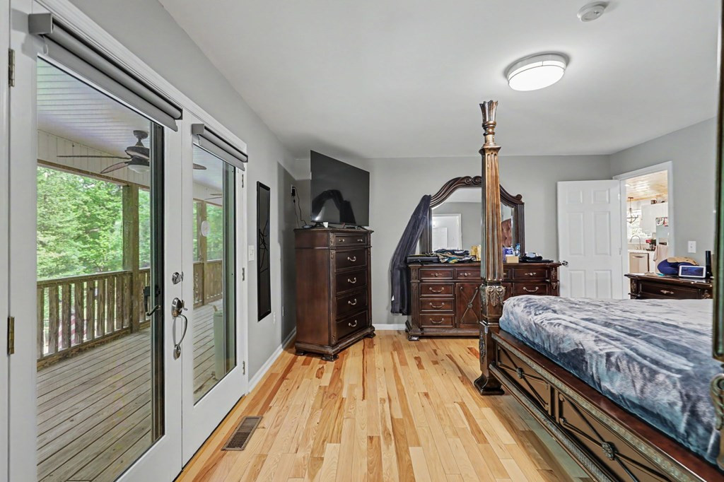 main property photo 54