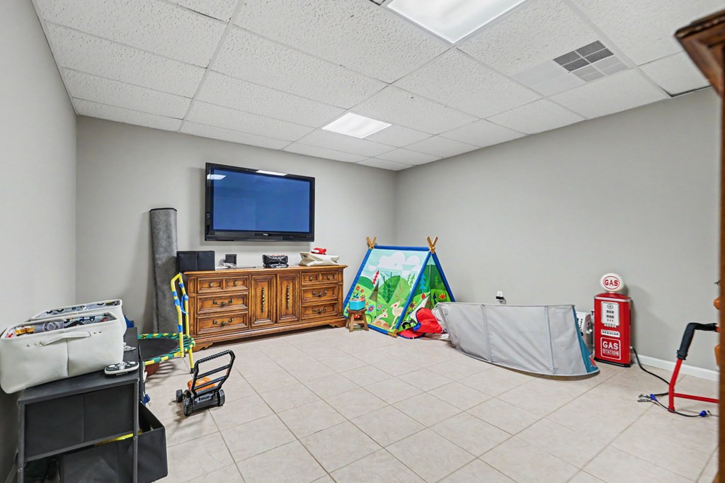 main property photo 64