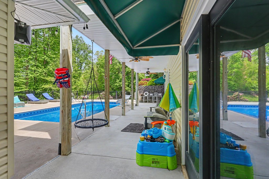 main property photo 72