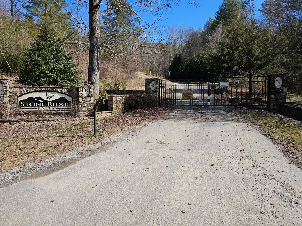 main property photo 12