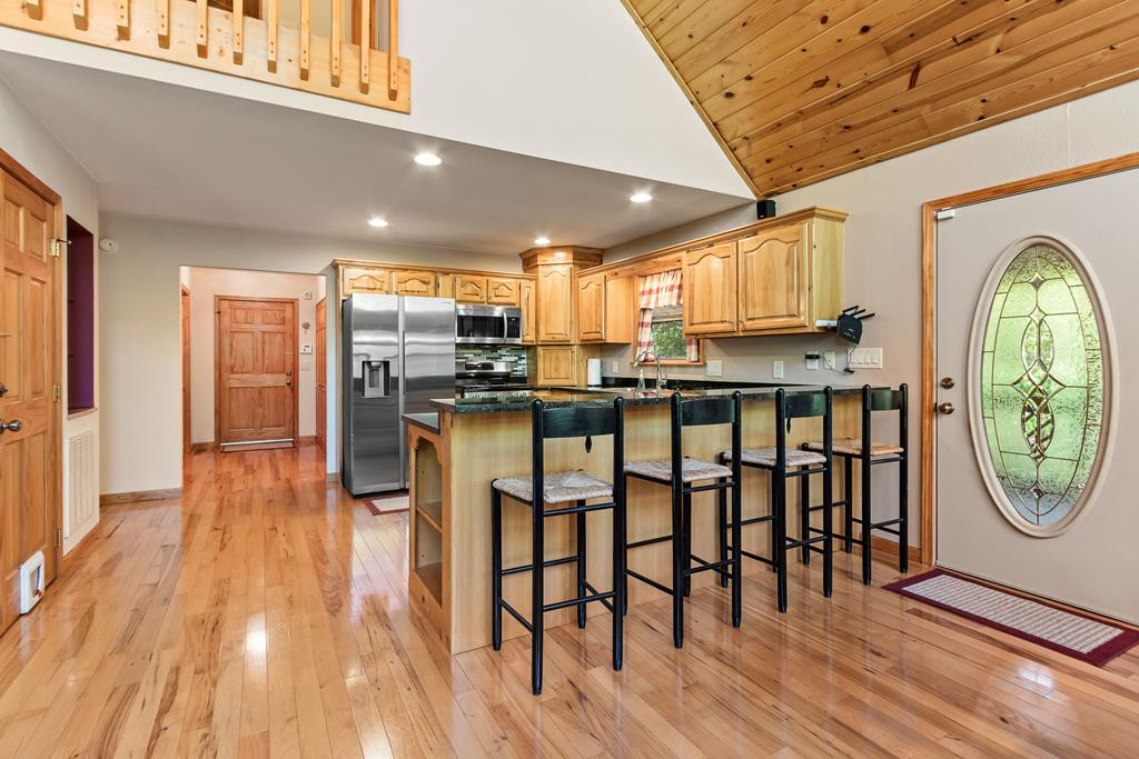 main property photo 16