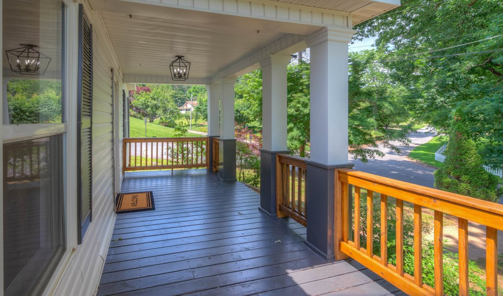 main property photo 35