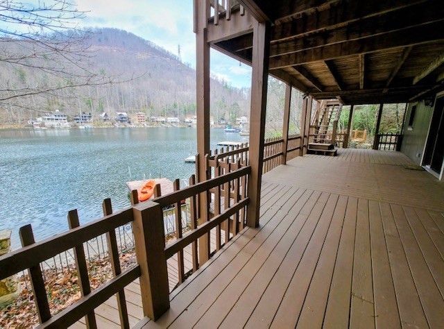main property photo 28