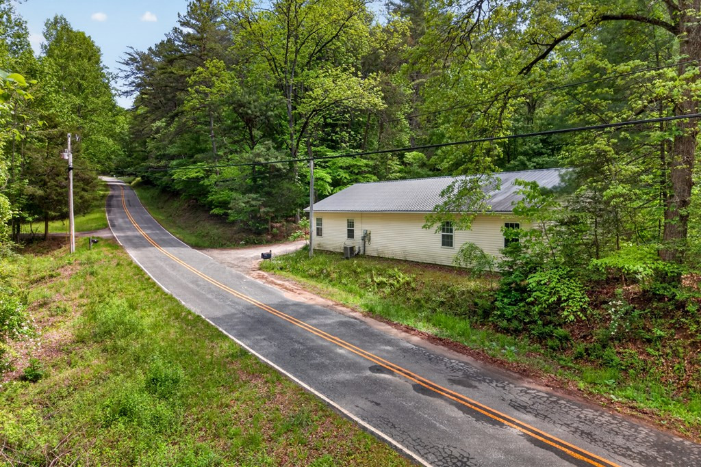 main property photo 27
