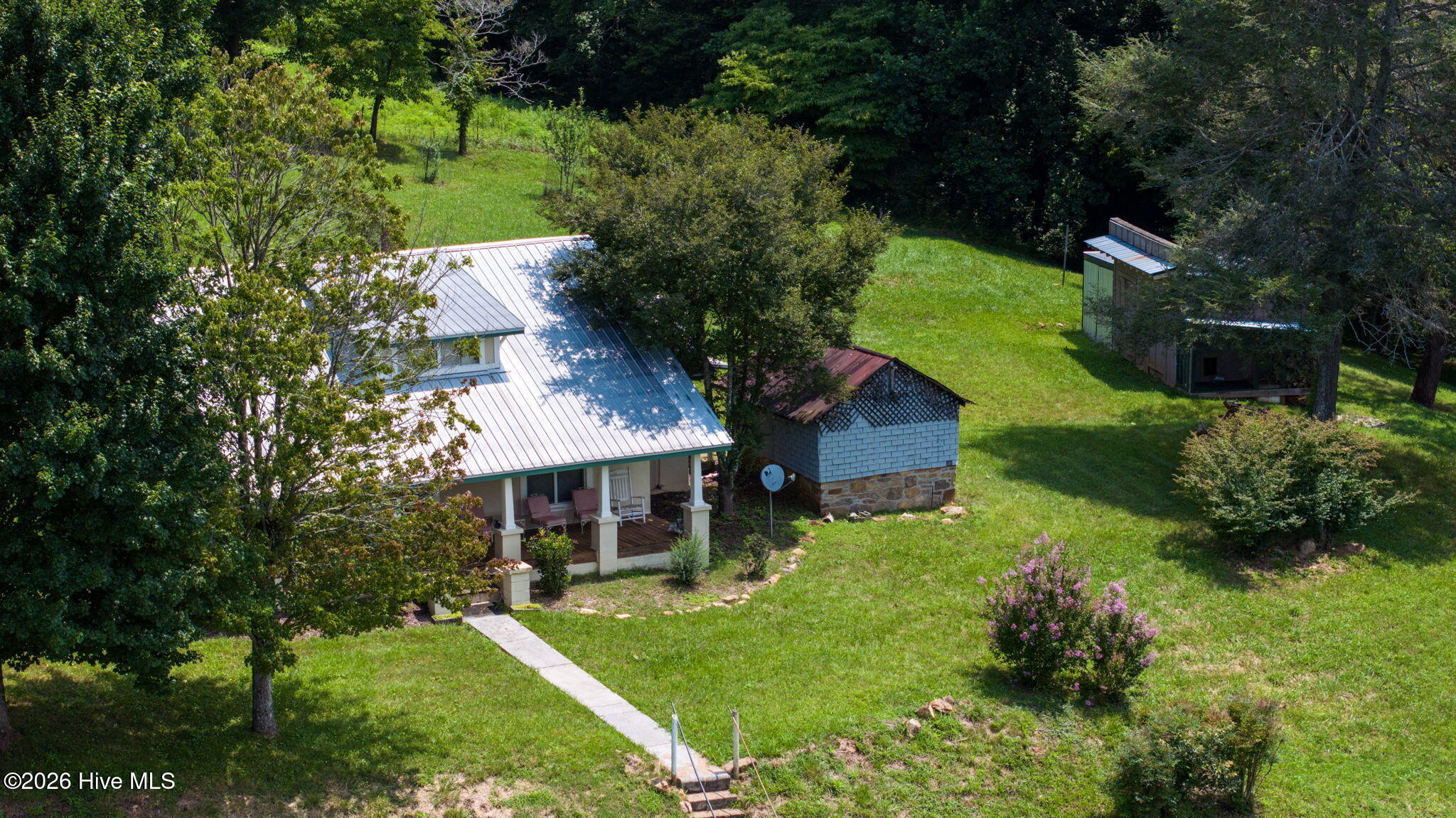 main property photo 44
