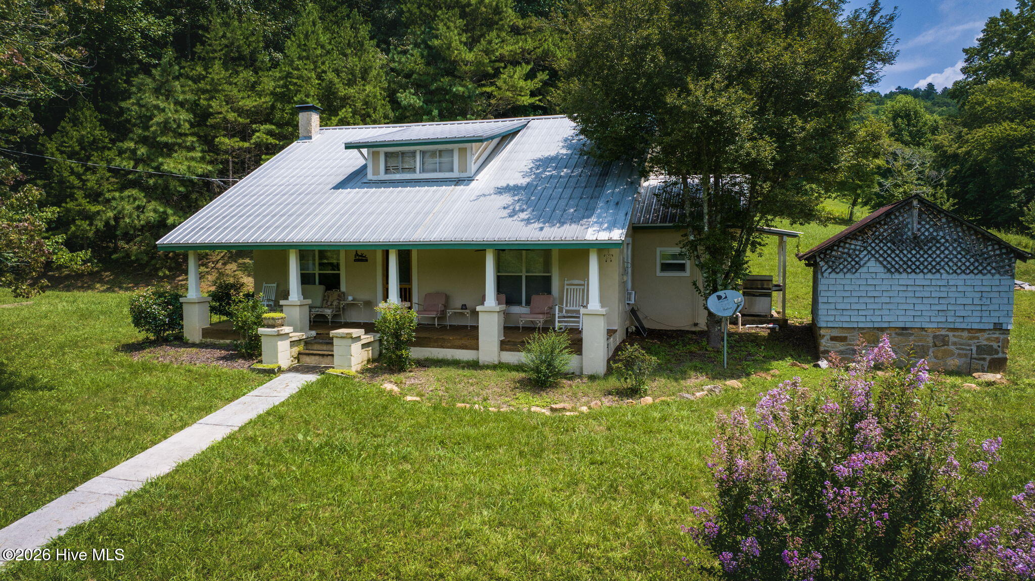 main property photo 48