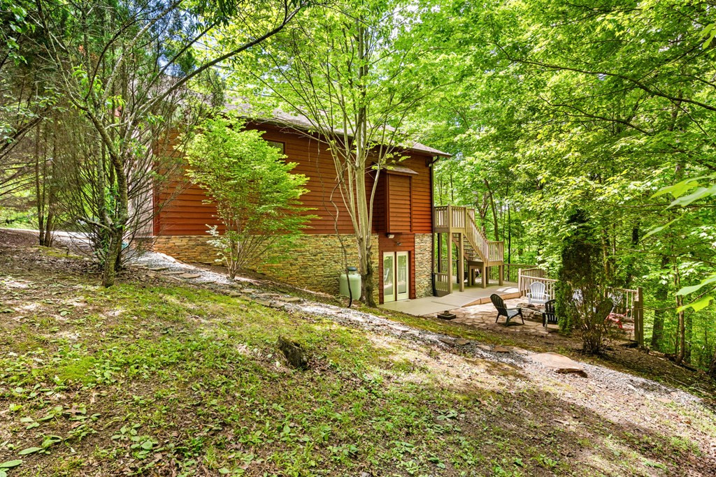 main property photo 47