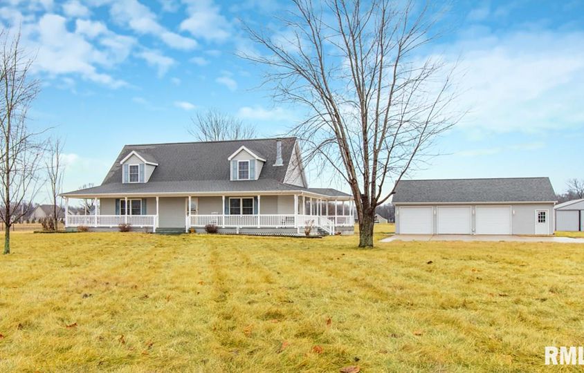 3624 S Cameron Ln, Mapleton, IL 61547