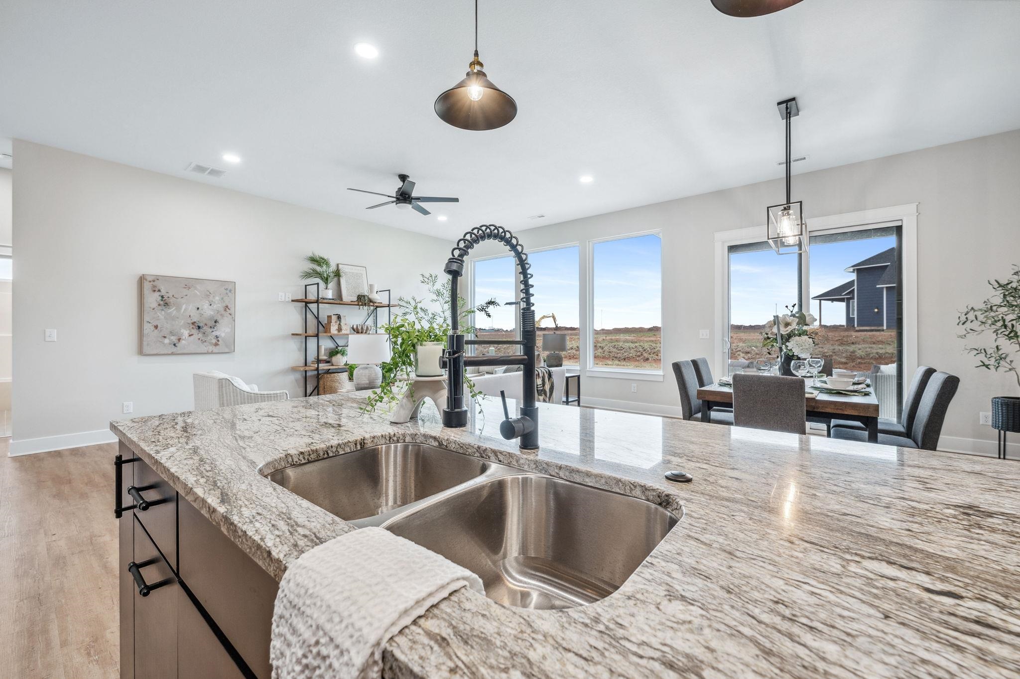 property viewer photo 12