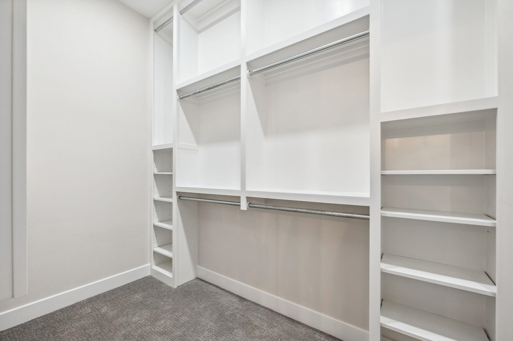property viewer photo 24