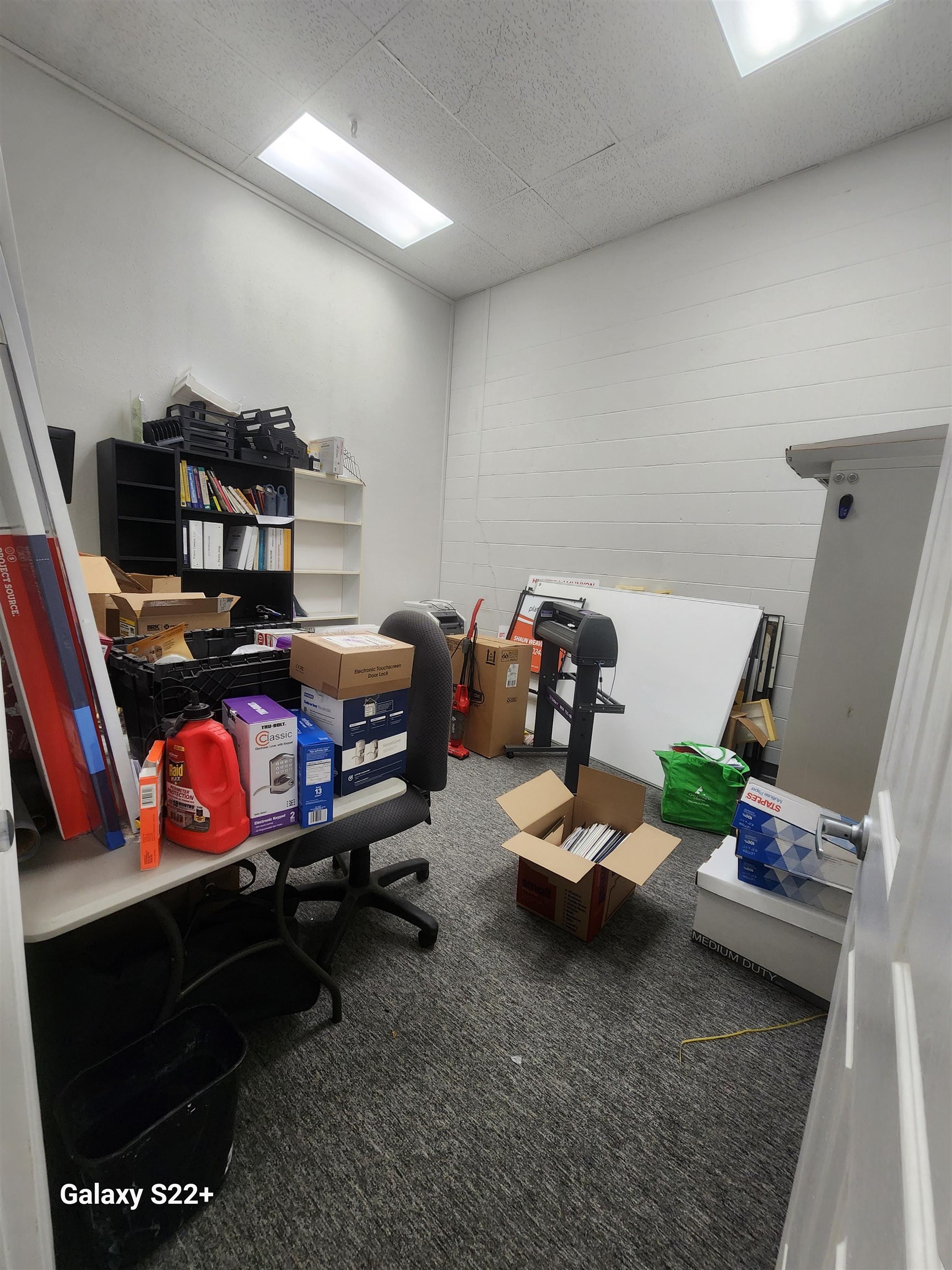 main property photo 12