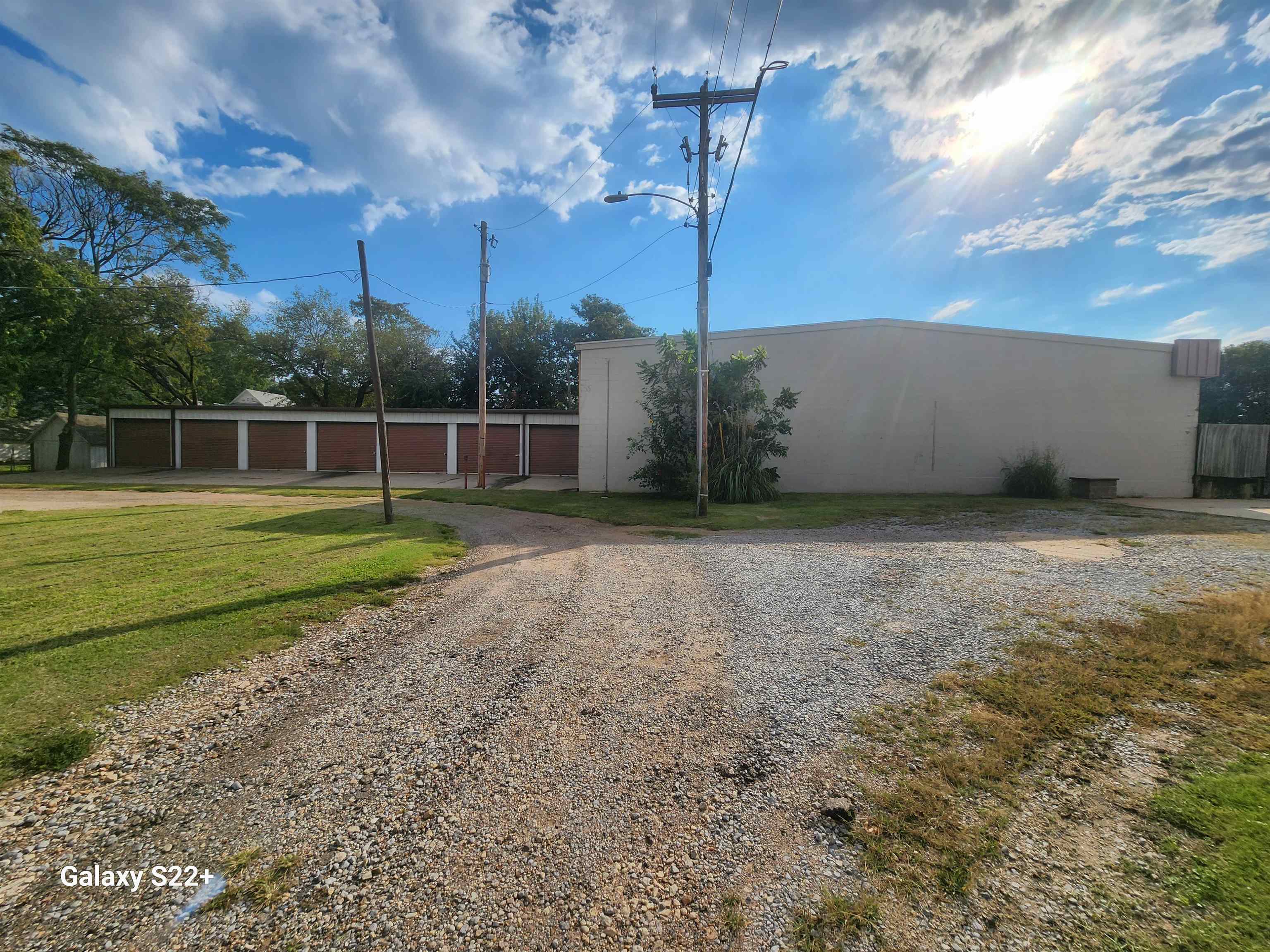 main property photo 6