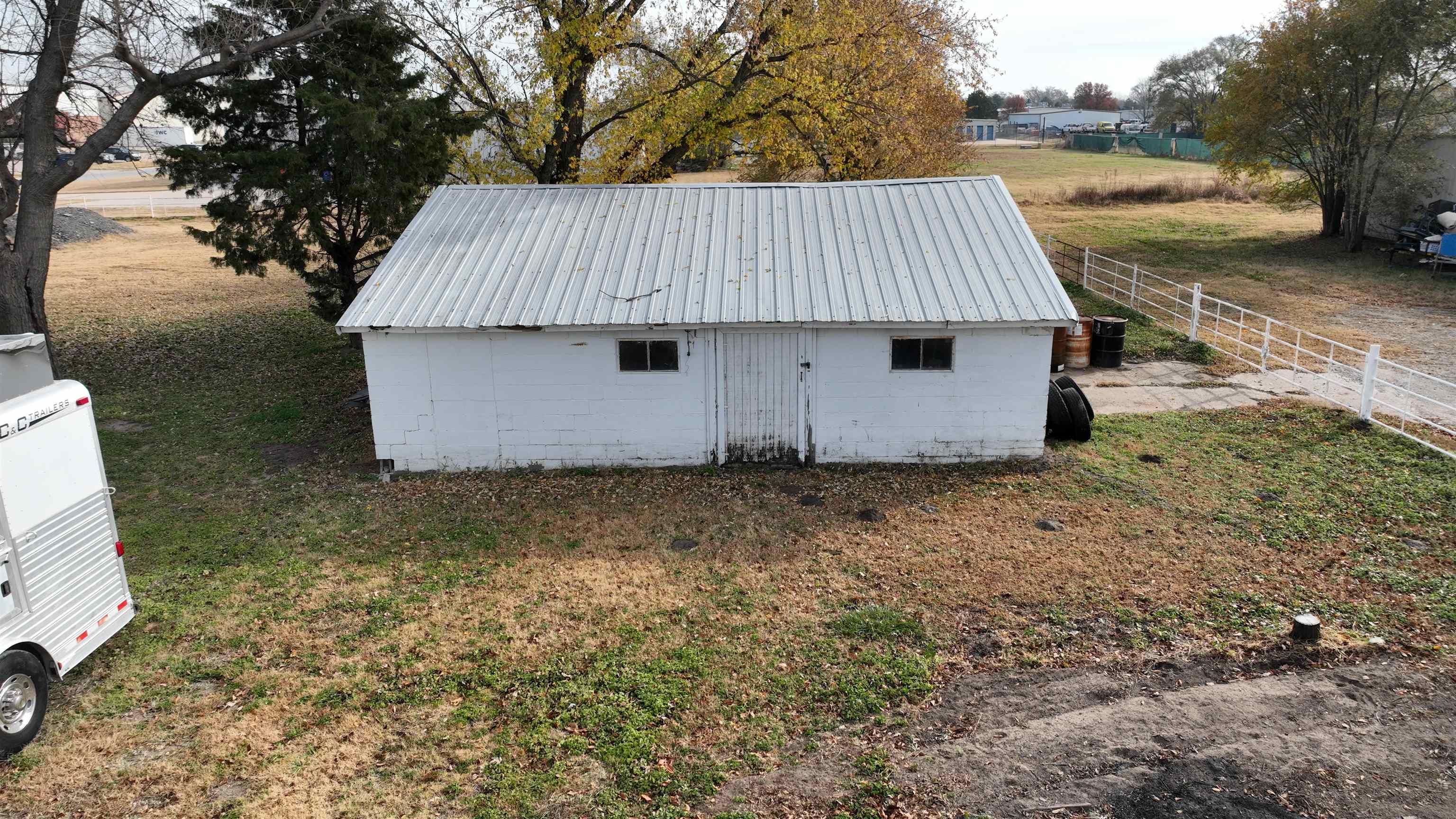 main property photo 10