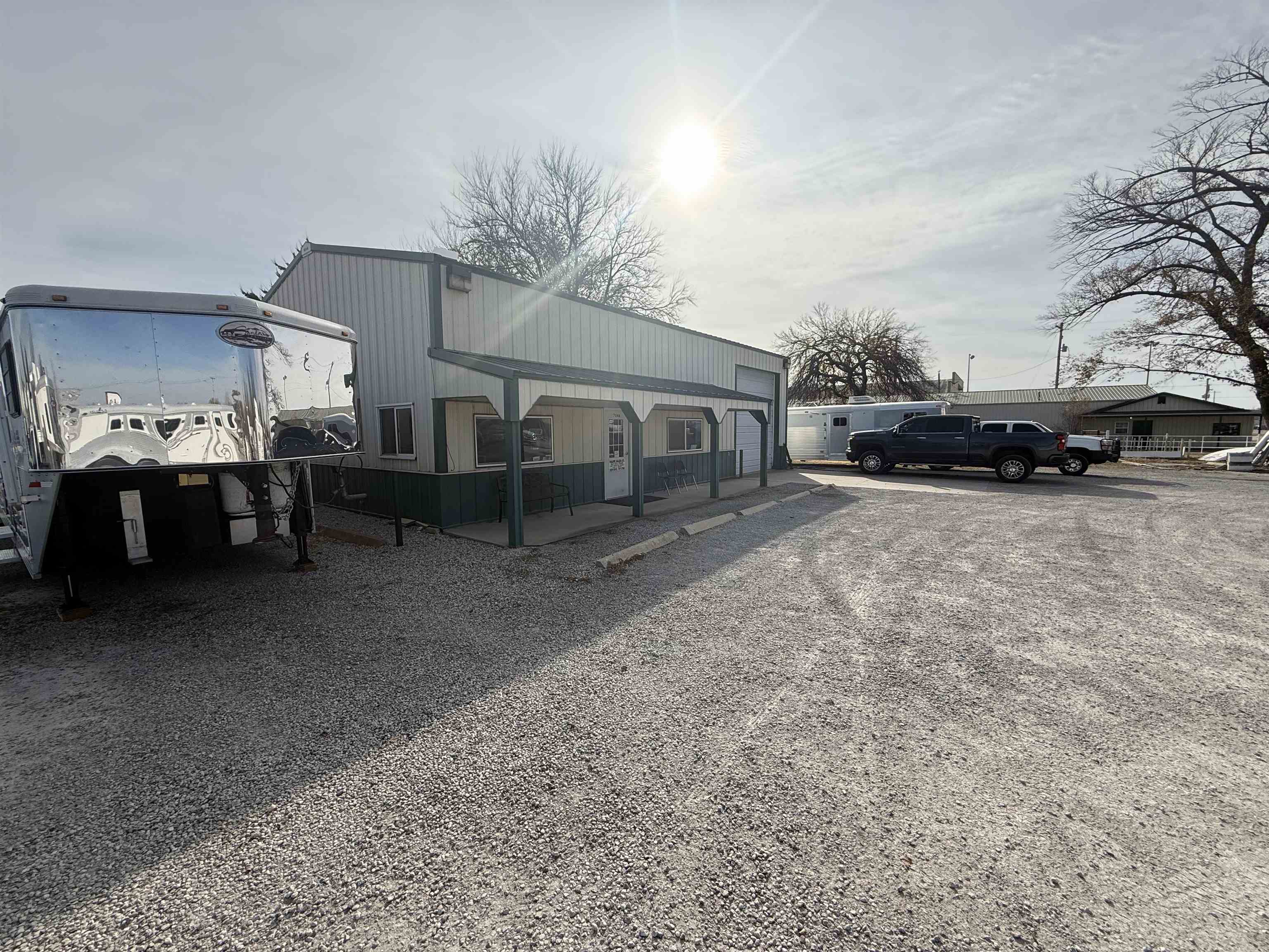 main property photo 22