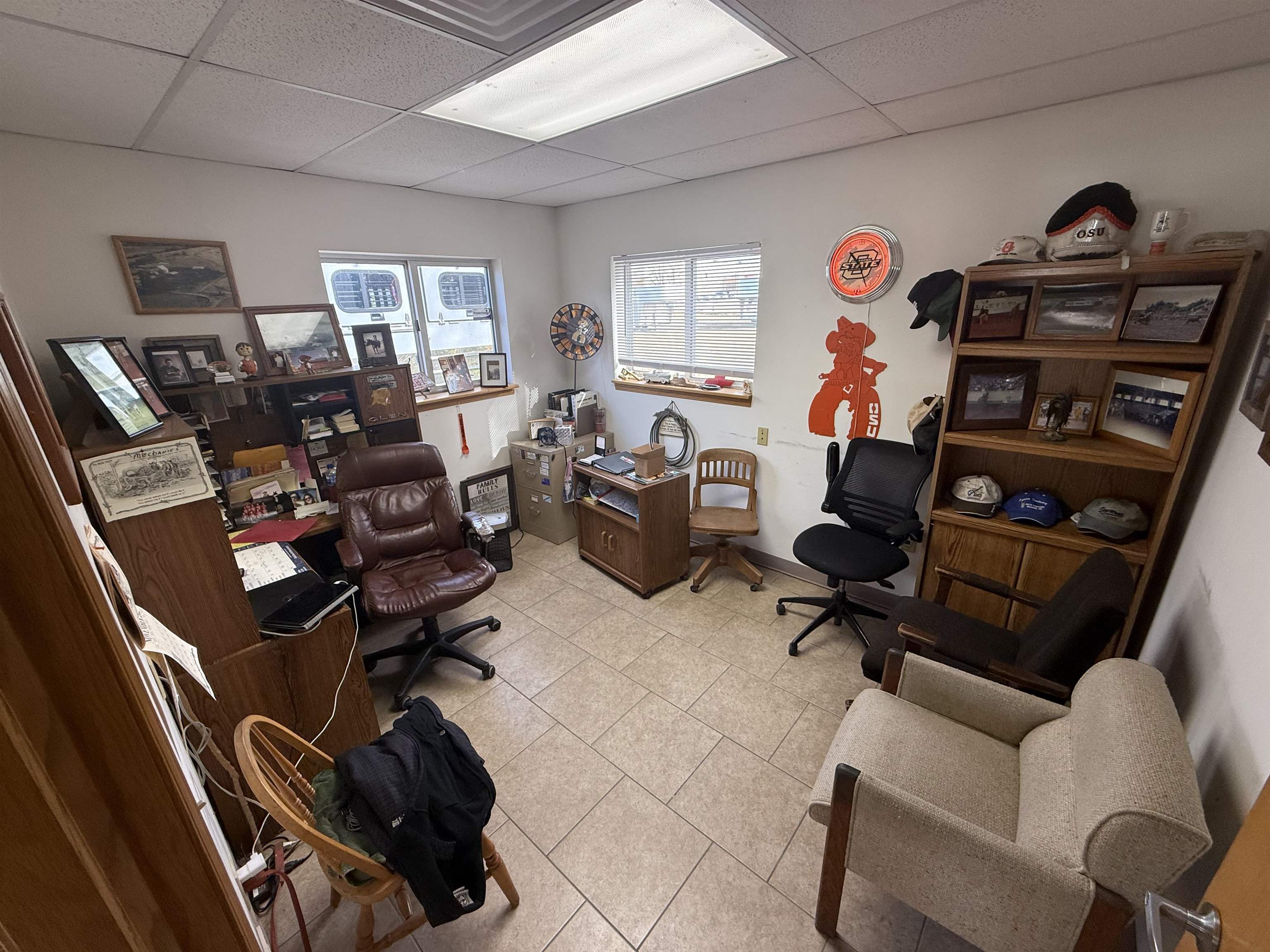 main property photo 30