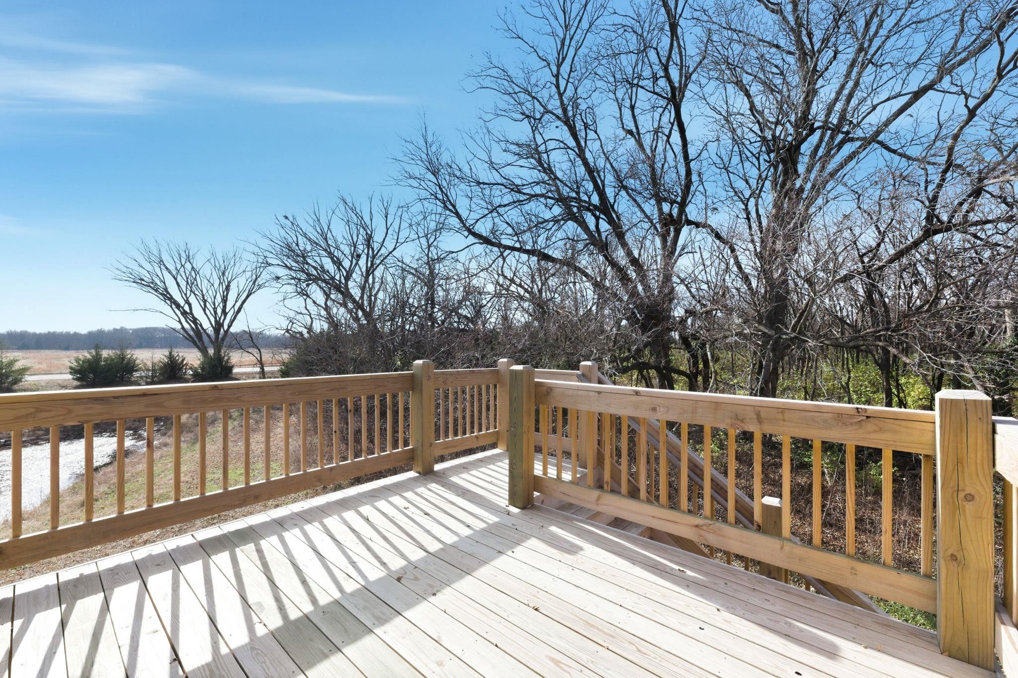 main property photo 23